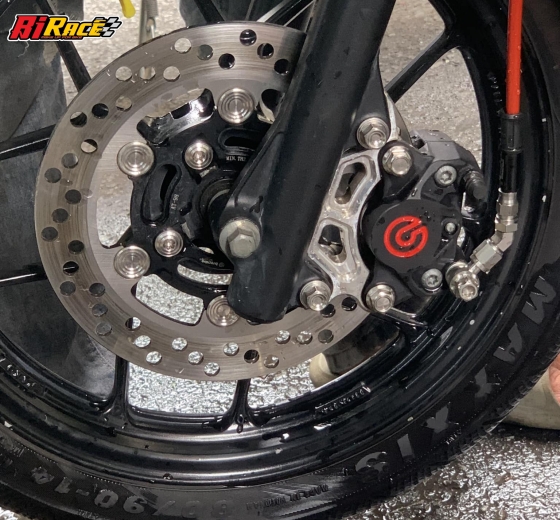 HEO BREMBO 2PISTON ĐEN LOGO ĐỎ- CHÍNH HÃNG