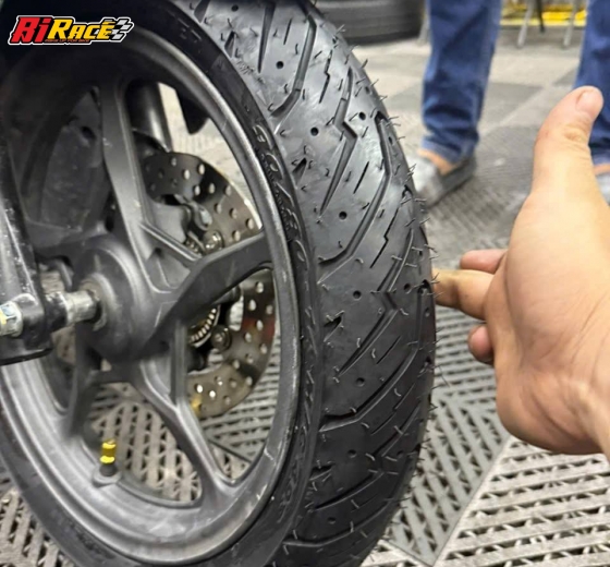 MUA 1 TẶNG 1 - VỎ SHVN PIRELLI ANGEL - 1 CẶP 